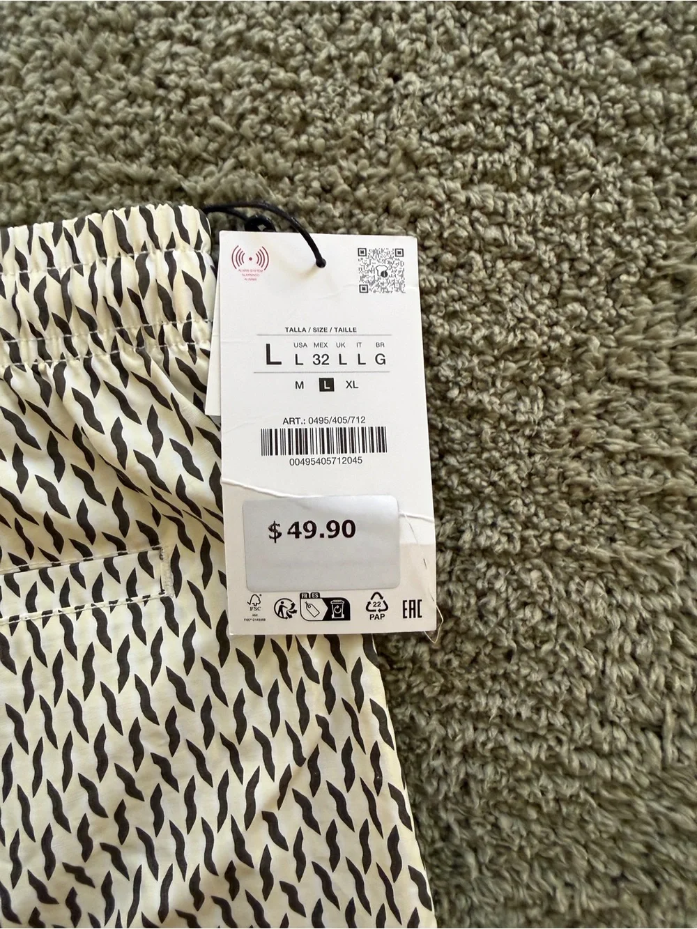 Zara Men’s Cream Swim Trunks with Black Geometric Print